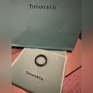 New Titanium Tiffany & Co Ring size 7